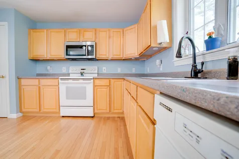 83 Range Road Northwood NH 03261