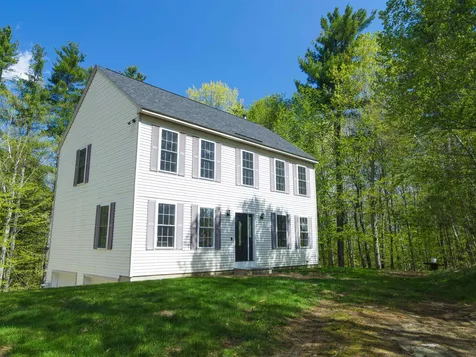 83 Range Road Northwood NH 03261
