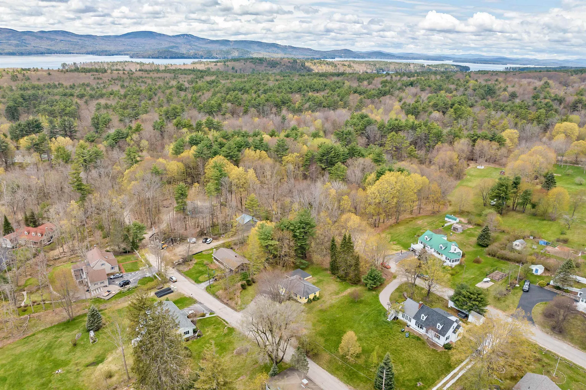 11 Clow Road Wolfeboro NH 03894