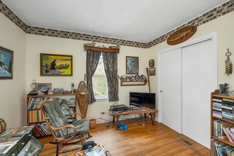 11 Clow Road Wolfeboro NH 03894