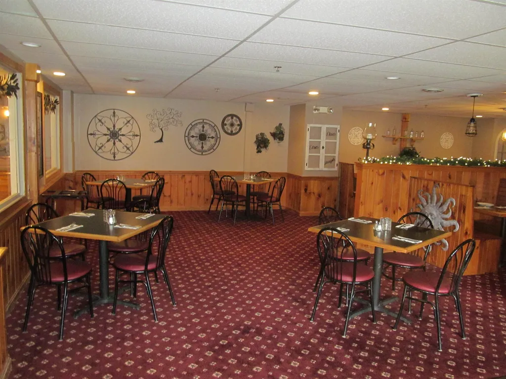 84 Pleasant Street Claremont NH 03743