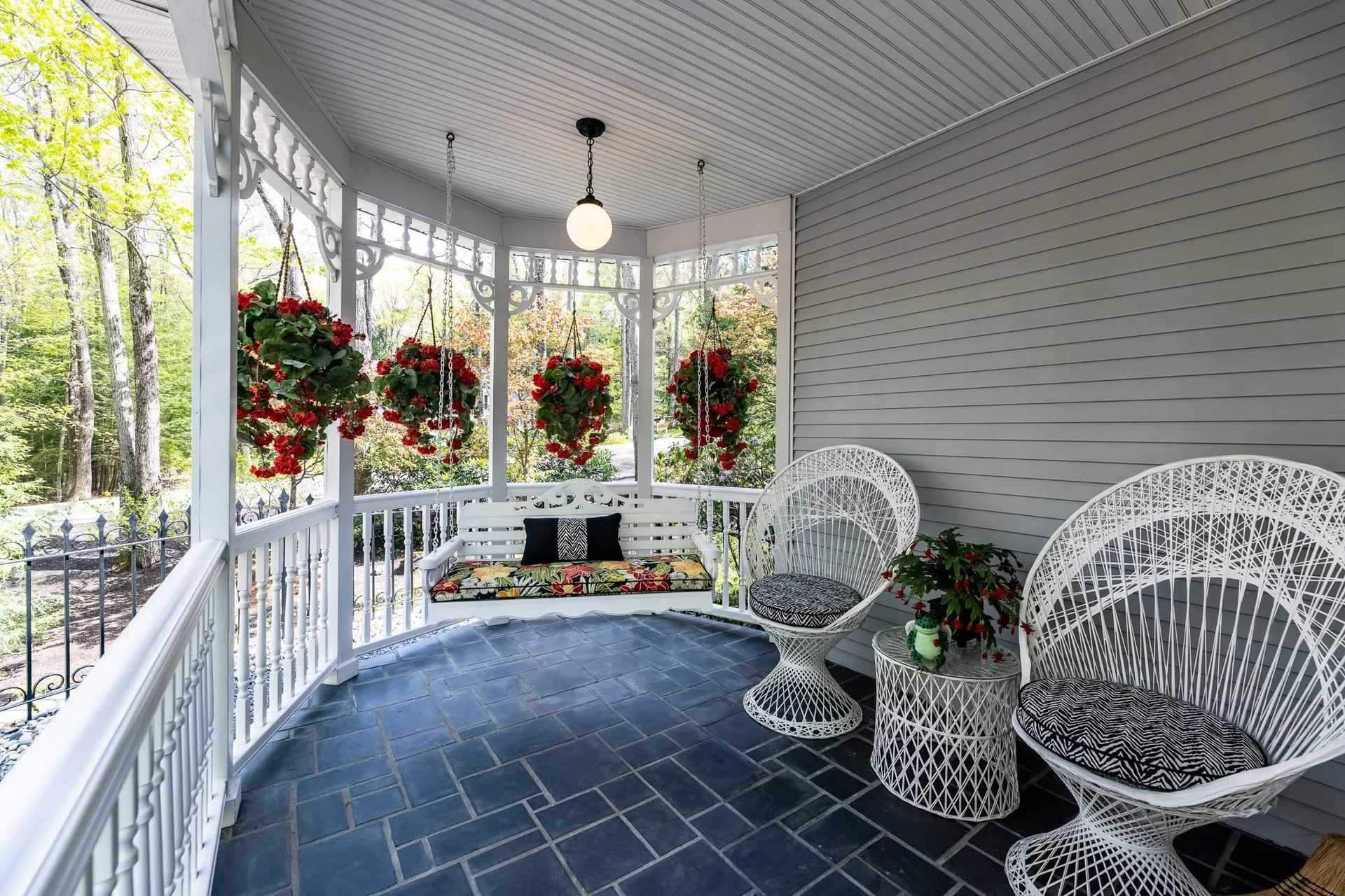 31 Oak Ridge Road Lebanon NH 03784