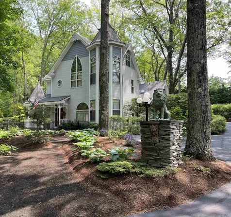 31 Oak Ridge Road Lebanon NH 03784