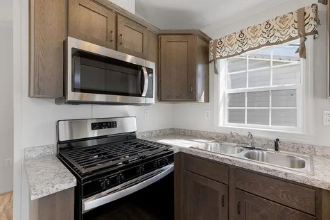 71 Brookwood Drive Salem NH 03079