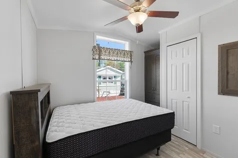 71 Brookwood Drive Salem NH 03079