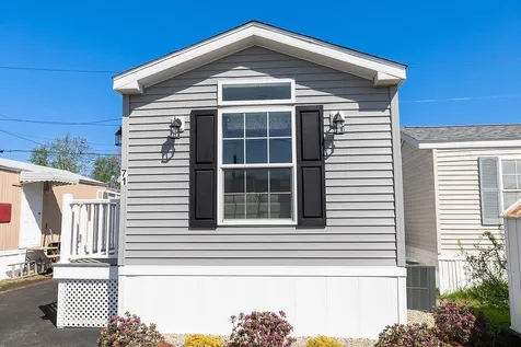 71 Brookwood Drive Salem NH 03079