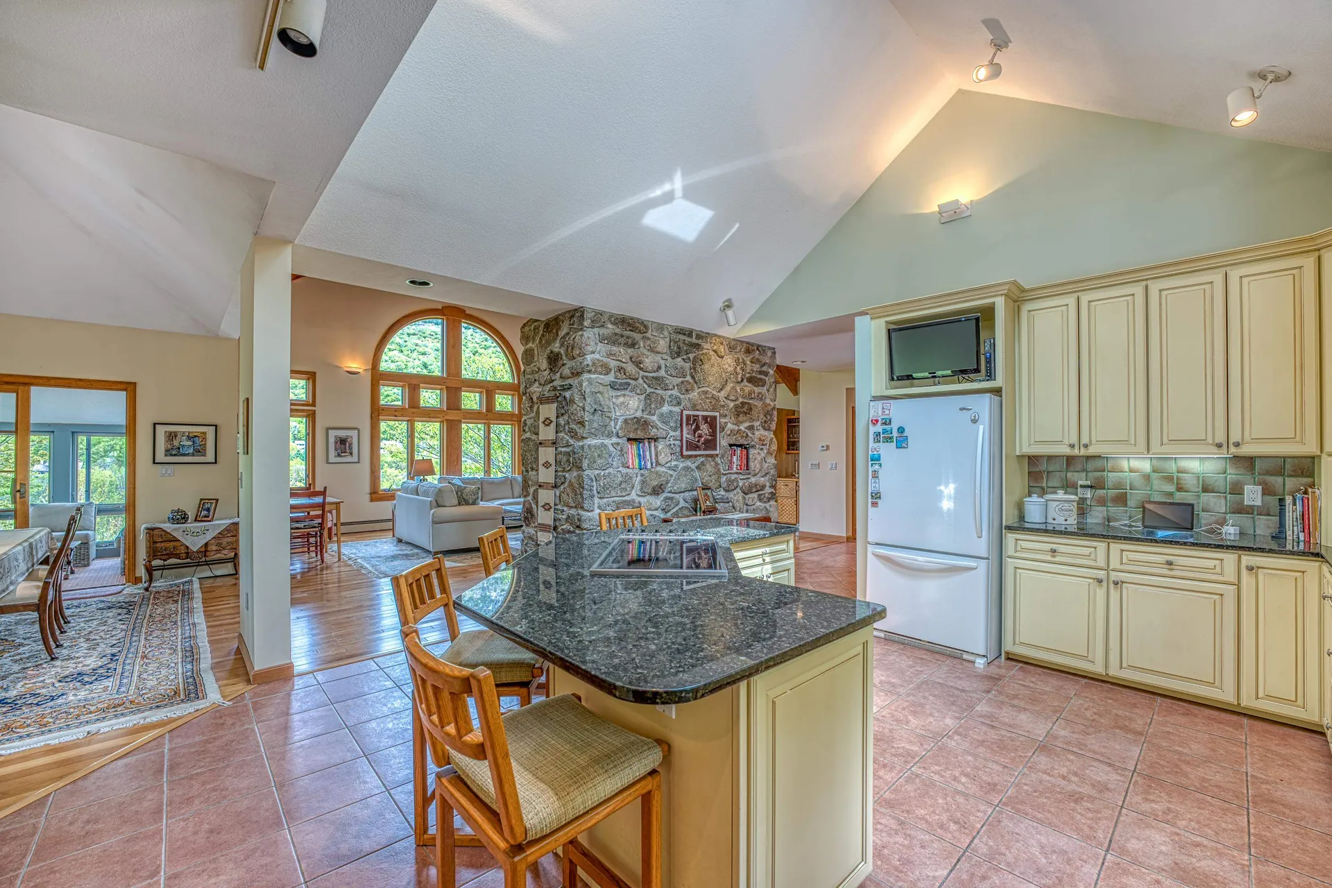 142 Black Mountain Road Lincoln NH 03251
