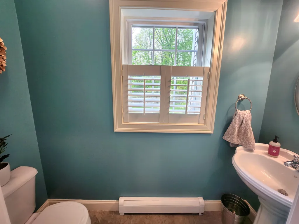 63 Gibbs Road Jaffrey NH 03452