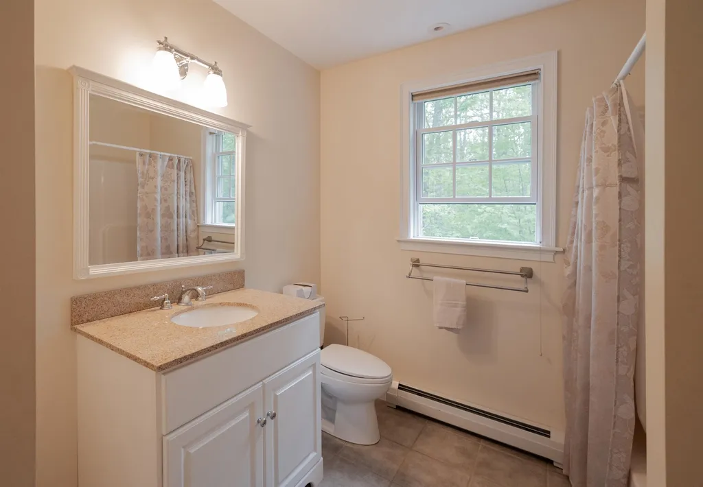 25 Justin Lane Rochester NH 03839
