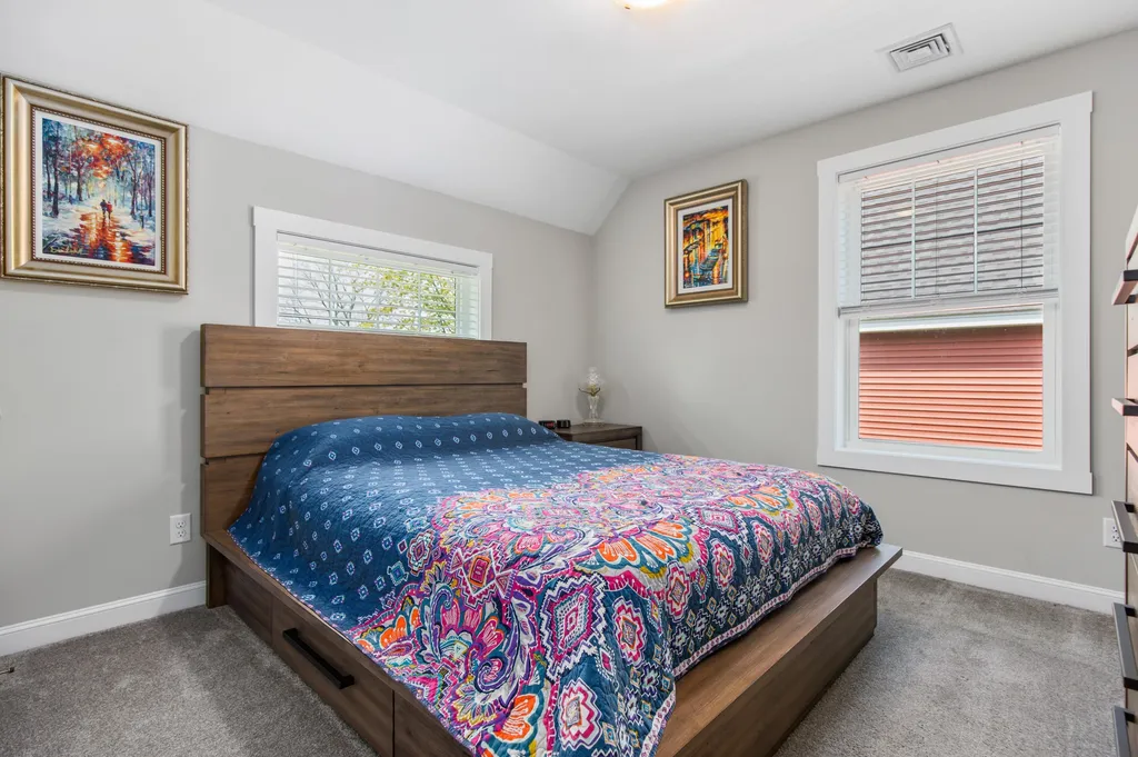 44 Landmark Hill Lane Kittery ME 03904