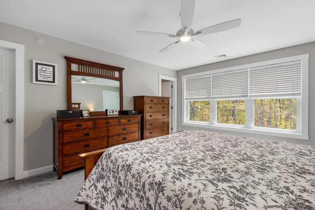 44 Landmark Hill Lane Kittery ME 03904