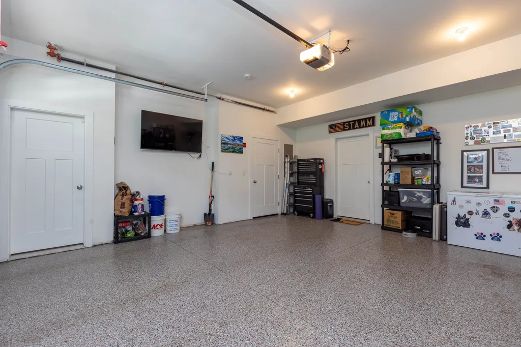 44 Landmark Hill Lane Kittery ME 03904
