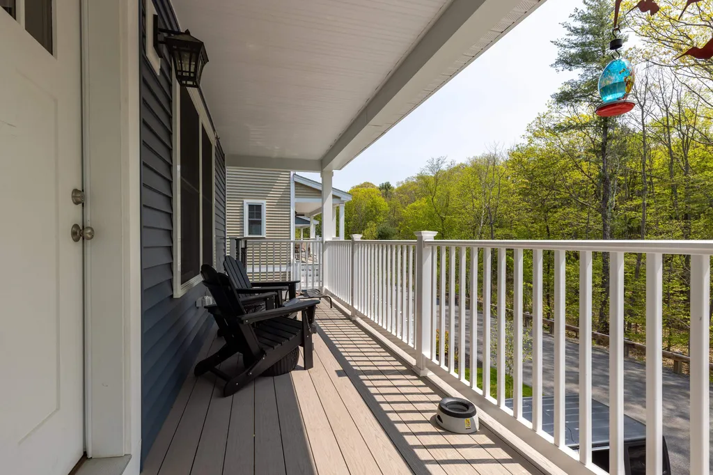 44 Landmark Hill Lane Kittery ME 03904