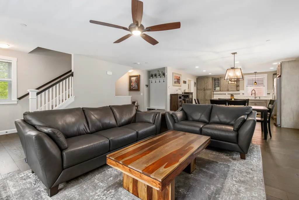 44 Landmark Hill Lane Kittery ME 03904