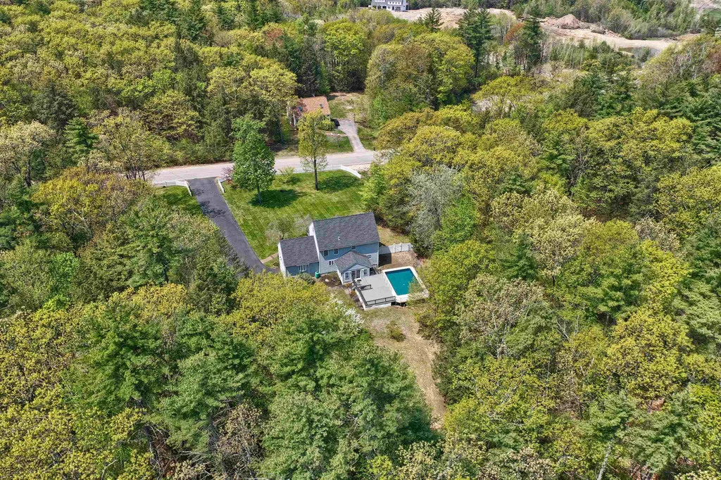 5 Diane Lane Sandown NH 03873