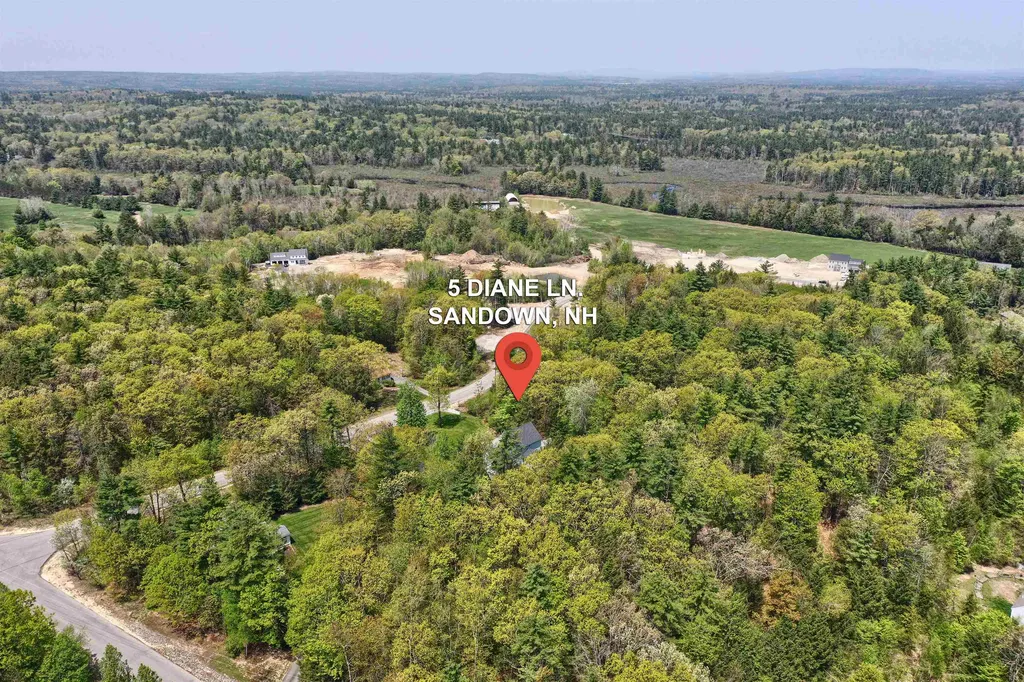 5 Diane Lane Sandown NH 03873