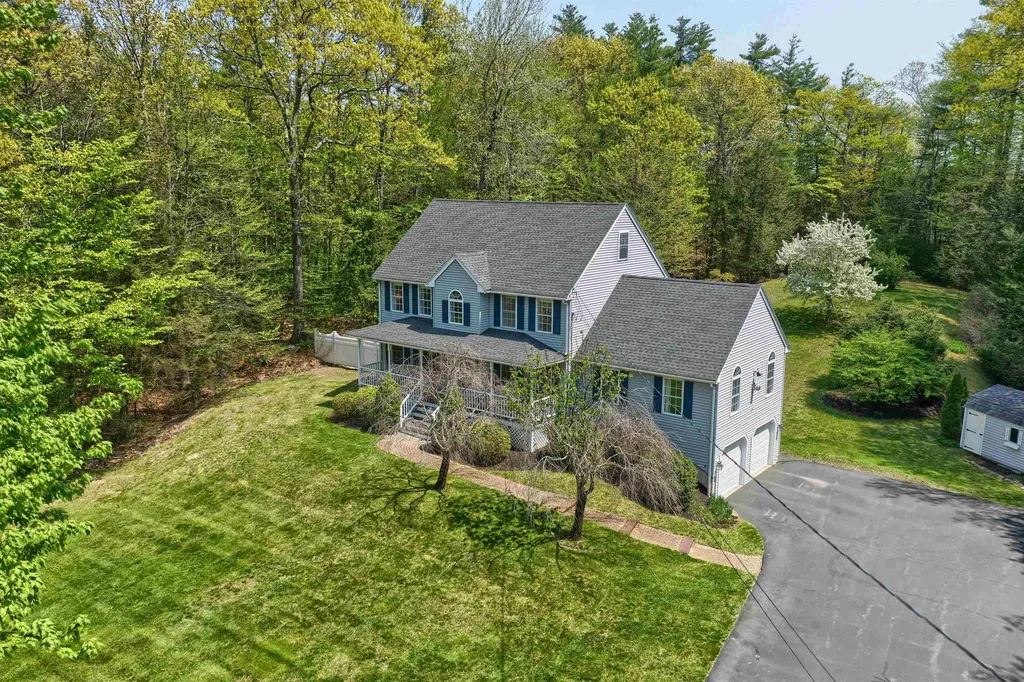5 Diane Lane Sandown NH 03873