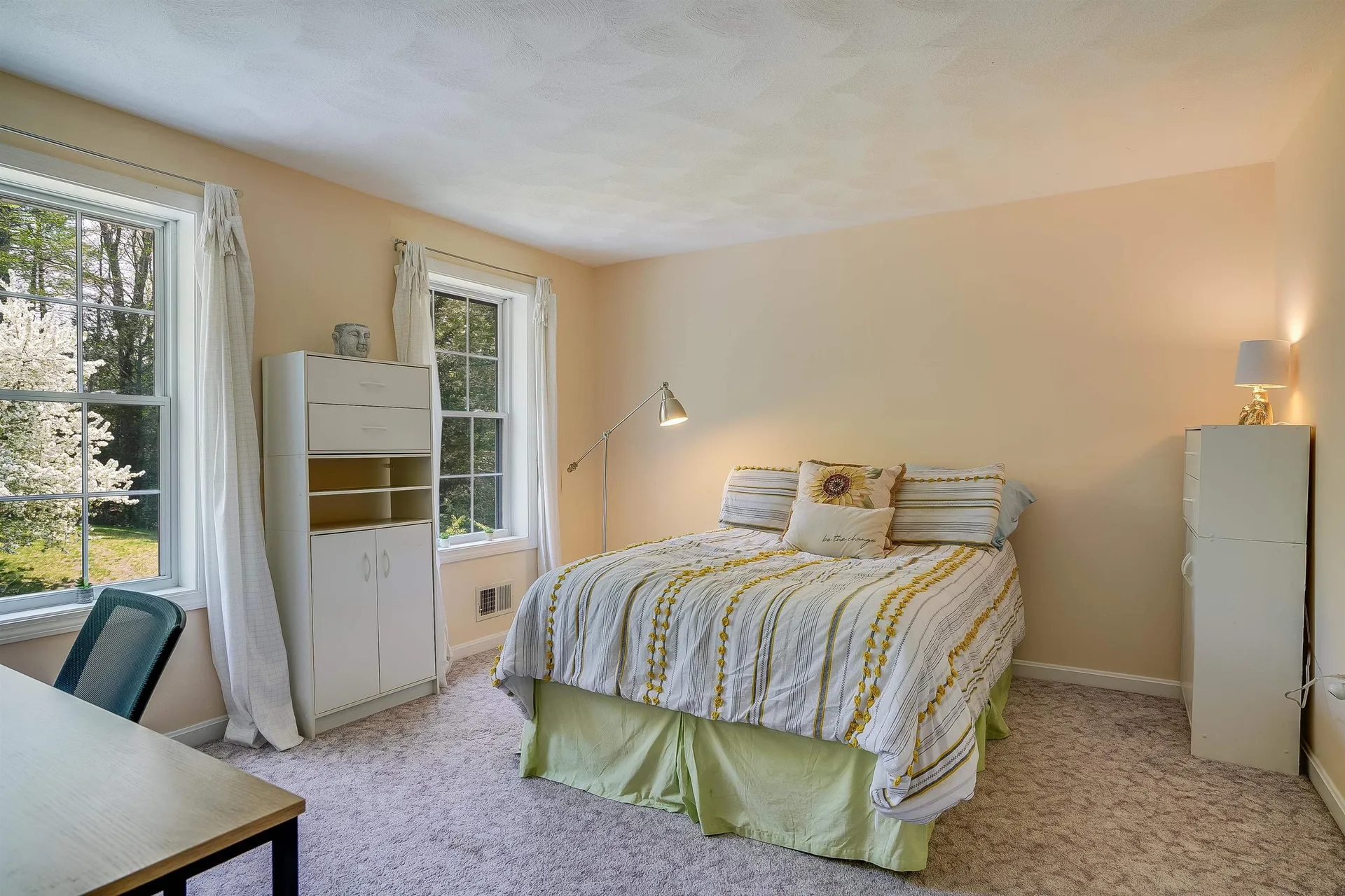 5 Diane Lane Sandown NH 03873