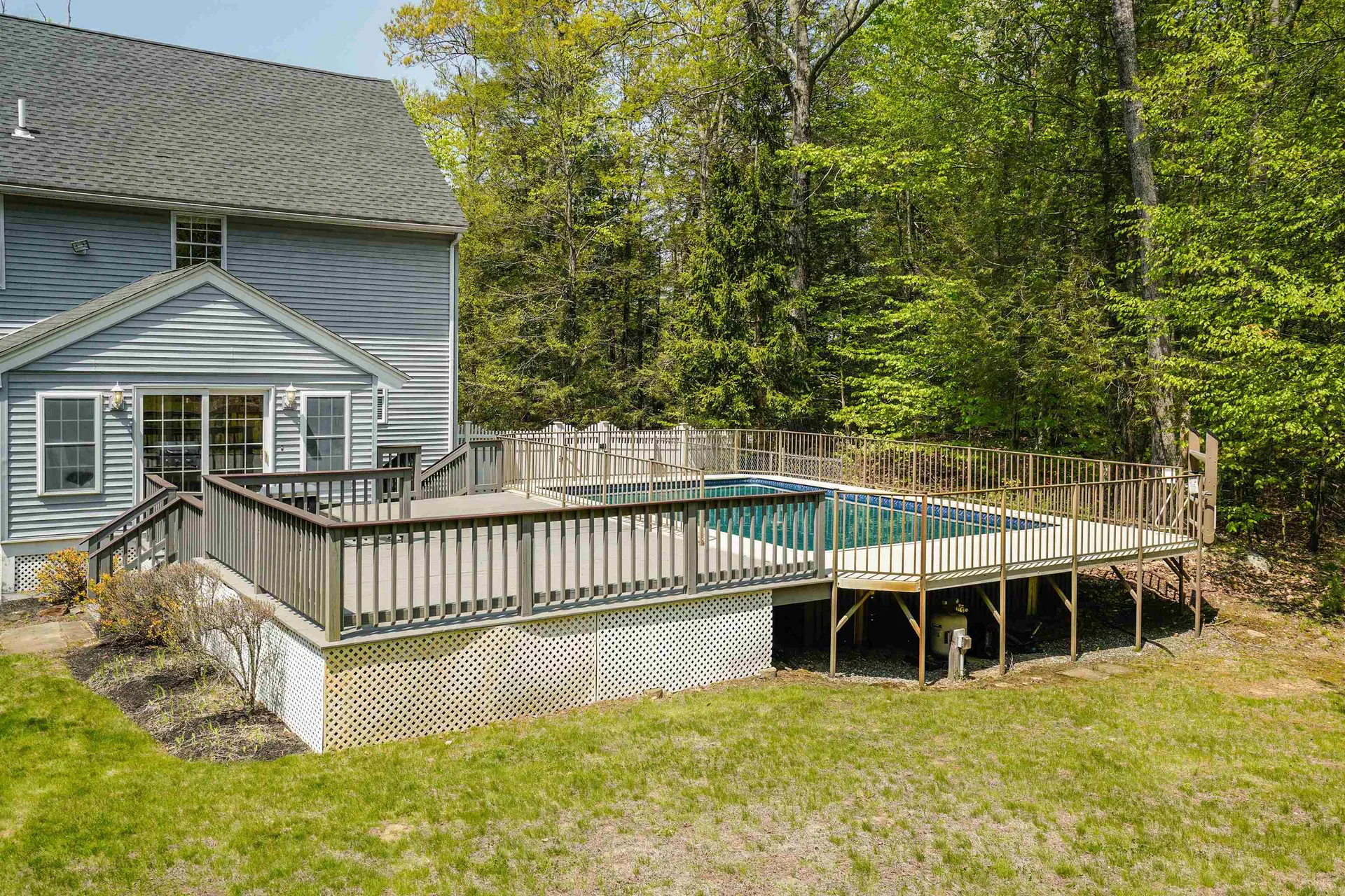 5 Diane Lane Sandown NH 03873