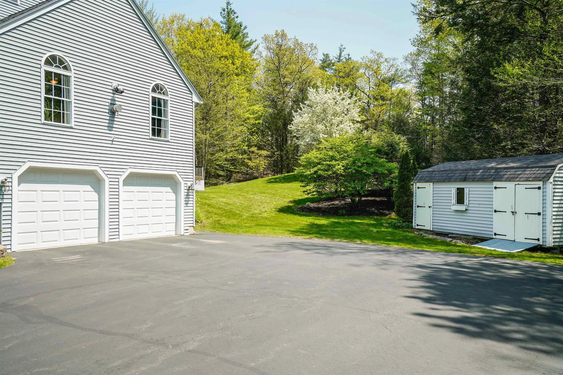 5 Diane Lane Sandown NH 03873