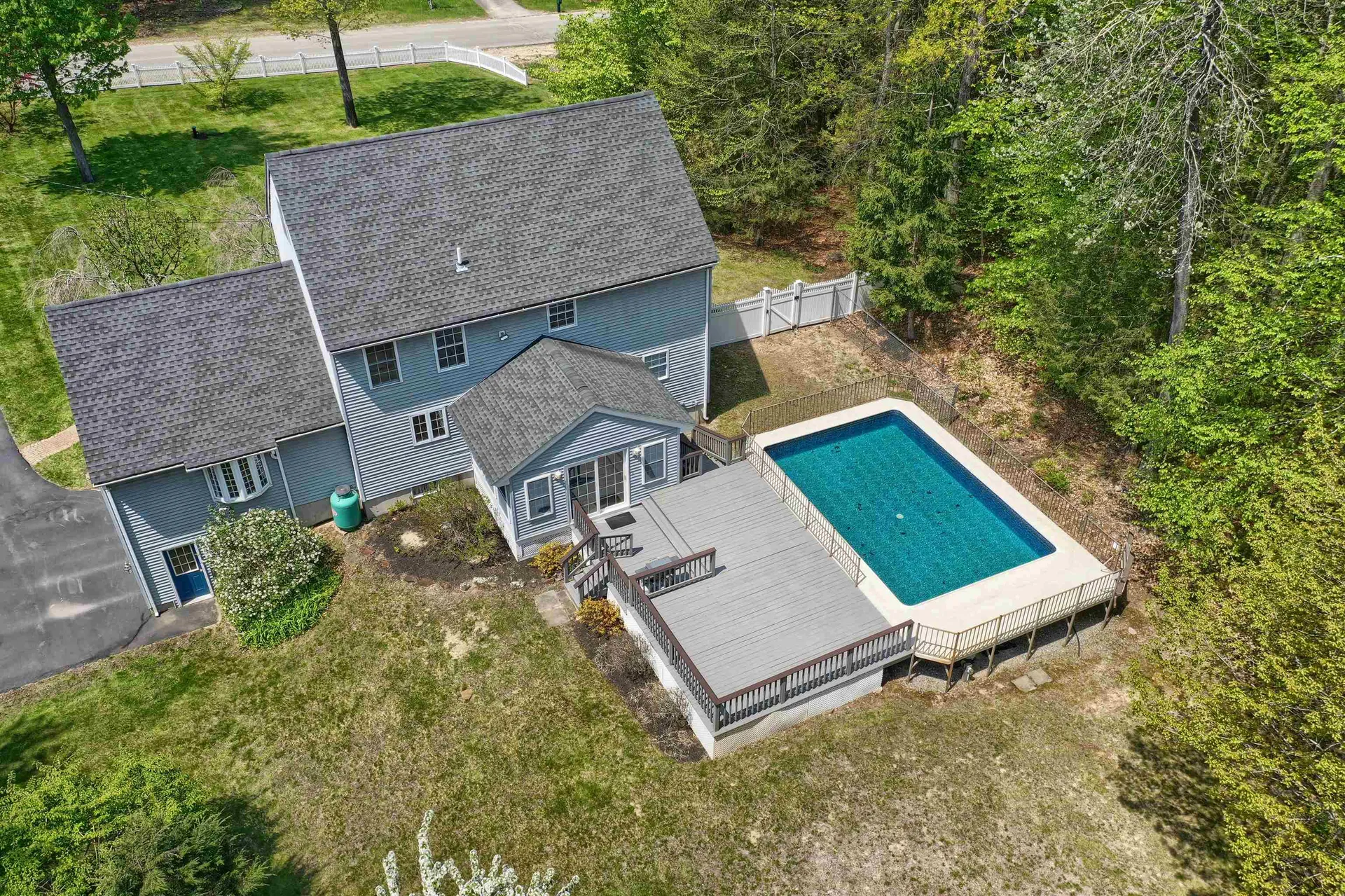 5 Diane Lane Sandown NH 03873