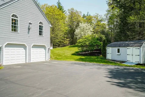 5 Diane Lane Sandown NH 03873