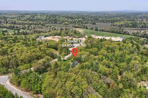 5 Diane Lane Sandown NH 03873