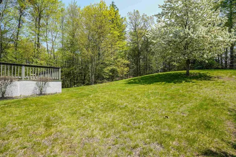 5 Diane Lane Sandown NH 03873