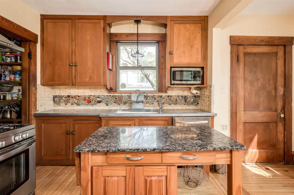 76 Madbury Road Durham NH 03824