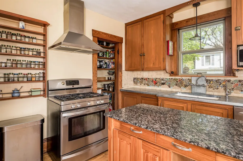 76 Madbury Road Durham NH 03824