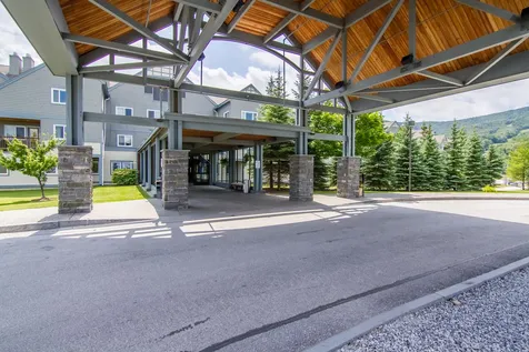 228 East Mountain Road Killington VT 05751