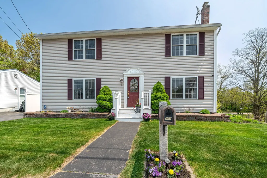 103 Bismark Street Manchester NH 03102