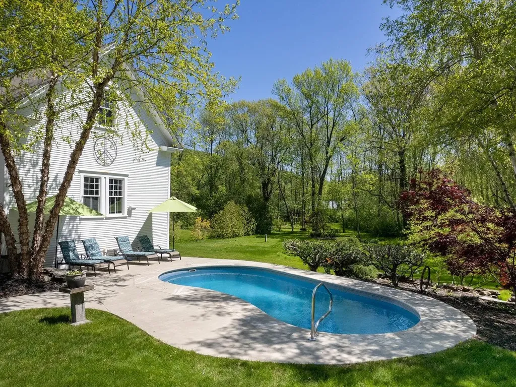 2757 Greenbush Road Charlotte VT 05445