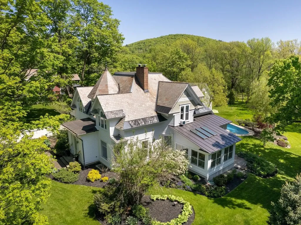 2757 Greenbush Road Charlotte VT 05445