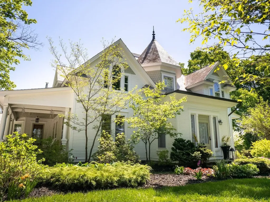 2757 Greenbush Road Charlotte VT 05445
