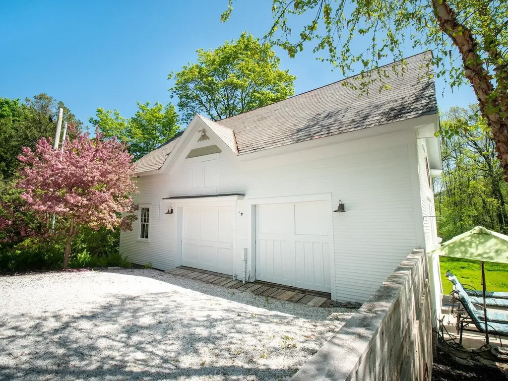 2757 Greenbush Road Charlotte VT 05445