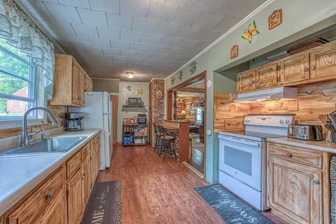 19 Labrecque Street Lincoln NH 03251