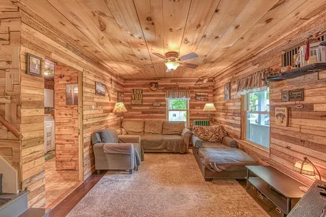 19 Labrecque Street Lincoln NH 03251