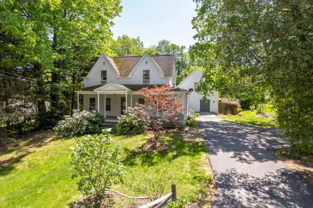 101 Chester Street Chester NH 03036