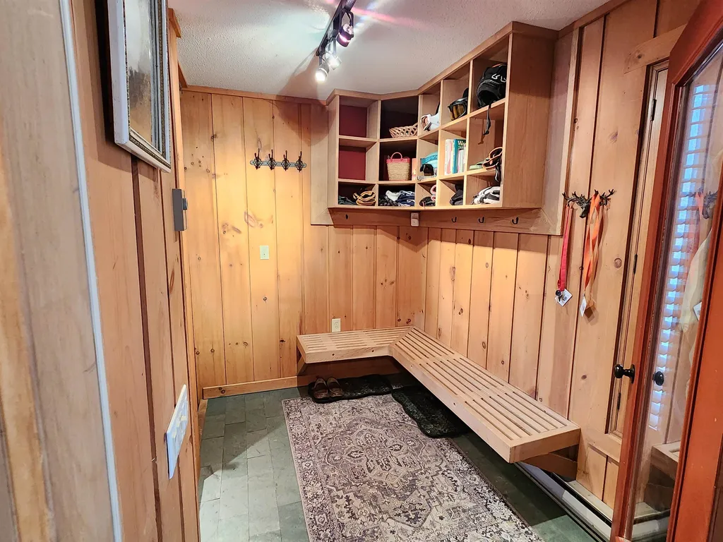 17 Highwood Road Lincoln NH 03251