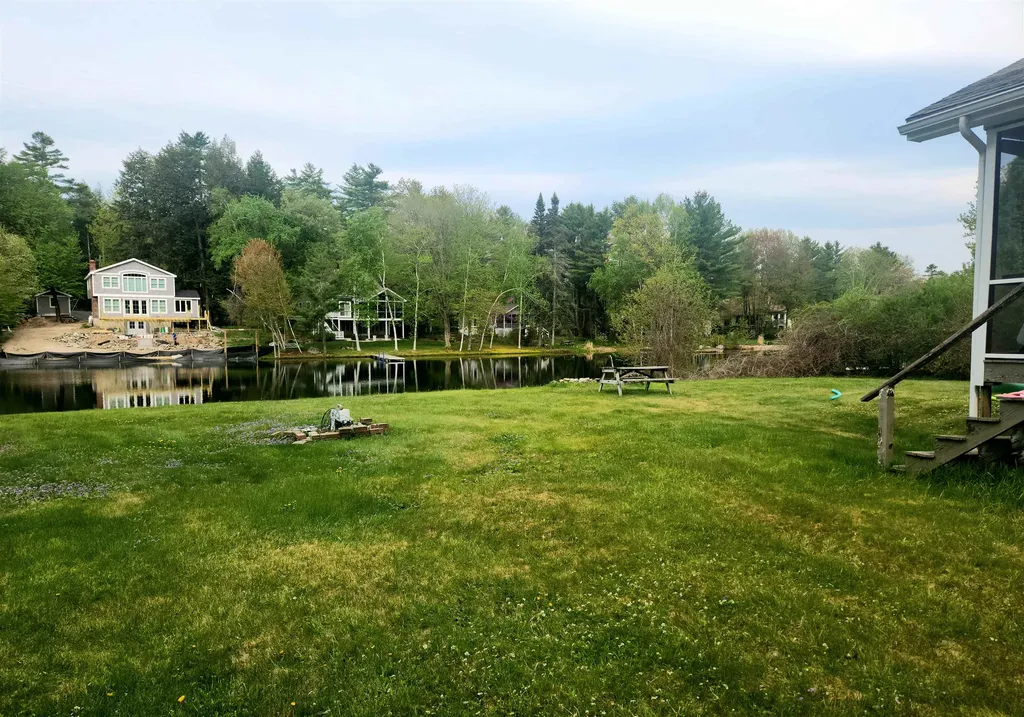 73 Hanson Drive Moultonborough NH 03254