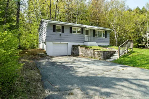 7 Maple Street Plymouth NH 03264