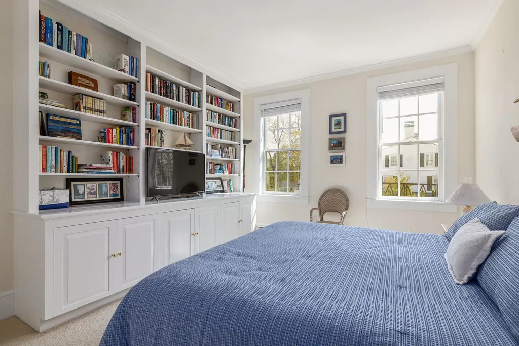 294 Pleasant Street Portsmouth NH 03801