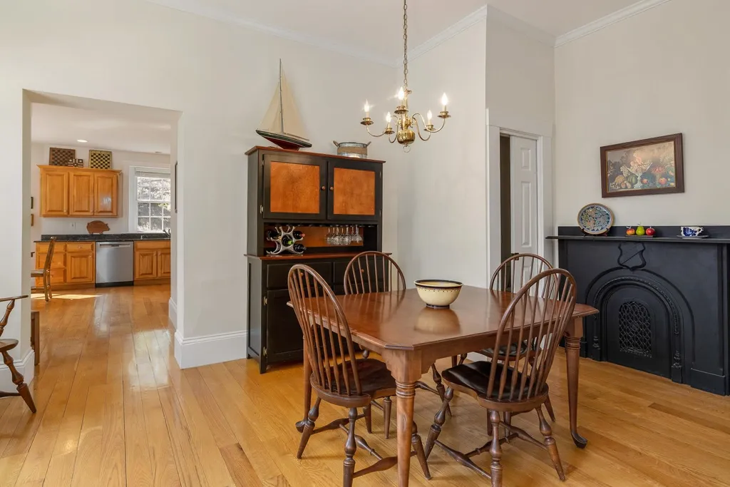 294 Pleasant Street Portsmouth NH 03801