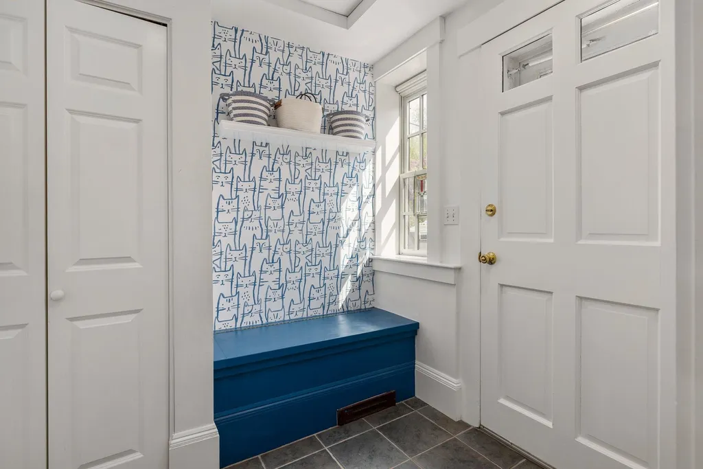 294 Pleasant Street Portsmouth NH 03801
