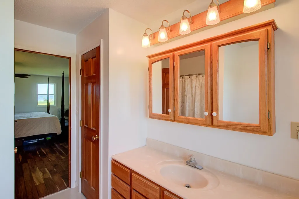 381 Deer Run Road Alburgh VT 05440