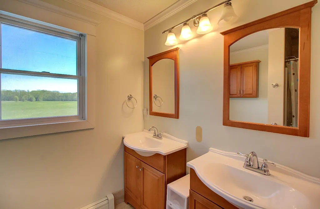 381 Deer Run Road Alburgh VT 05440