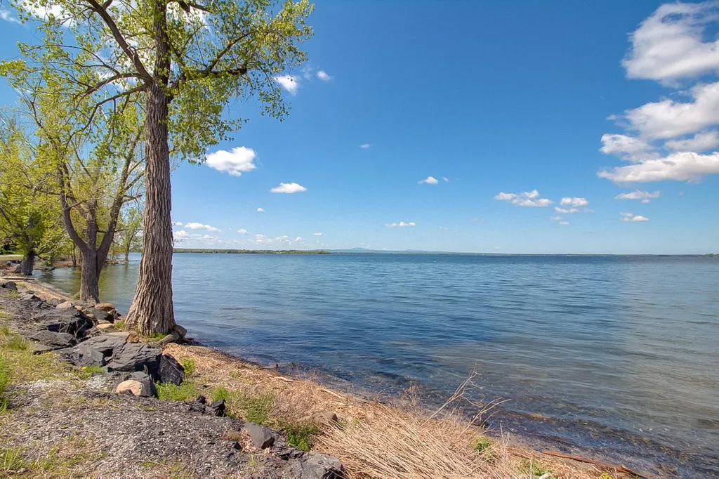 381 Deer Run Road Alburgh VT 05440