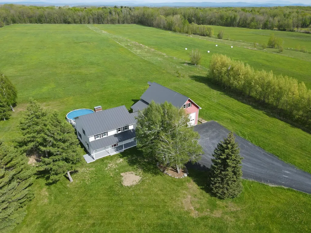 381 Deer Run Road Alburgh VT 05440