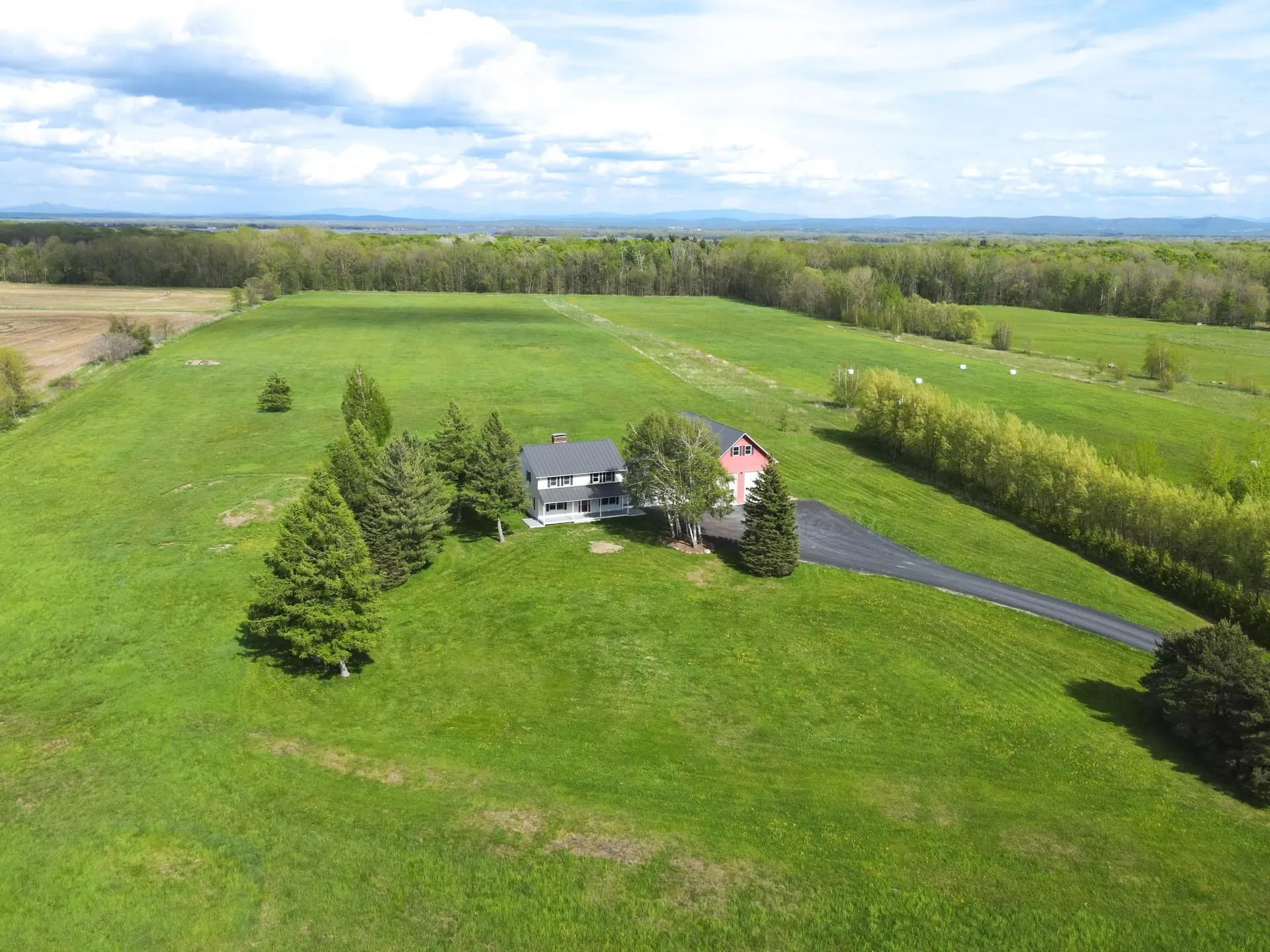381 Deer Run Road Alburgh VT 05440
